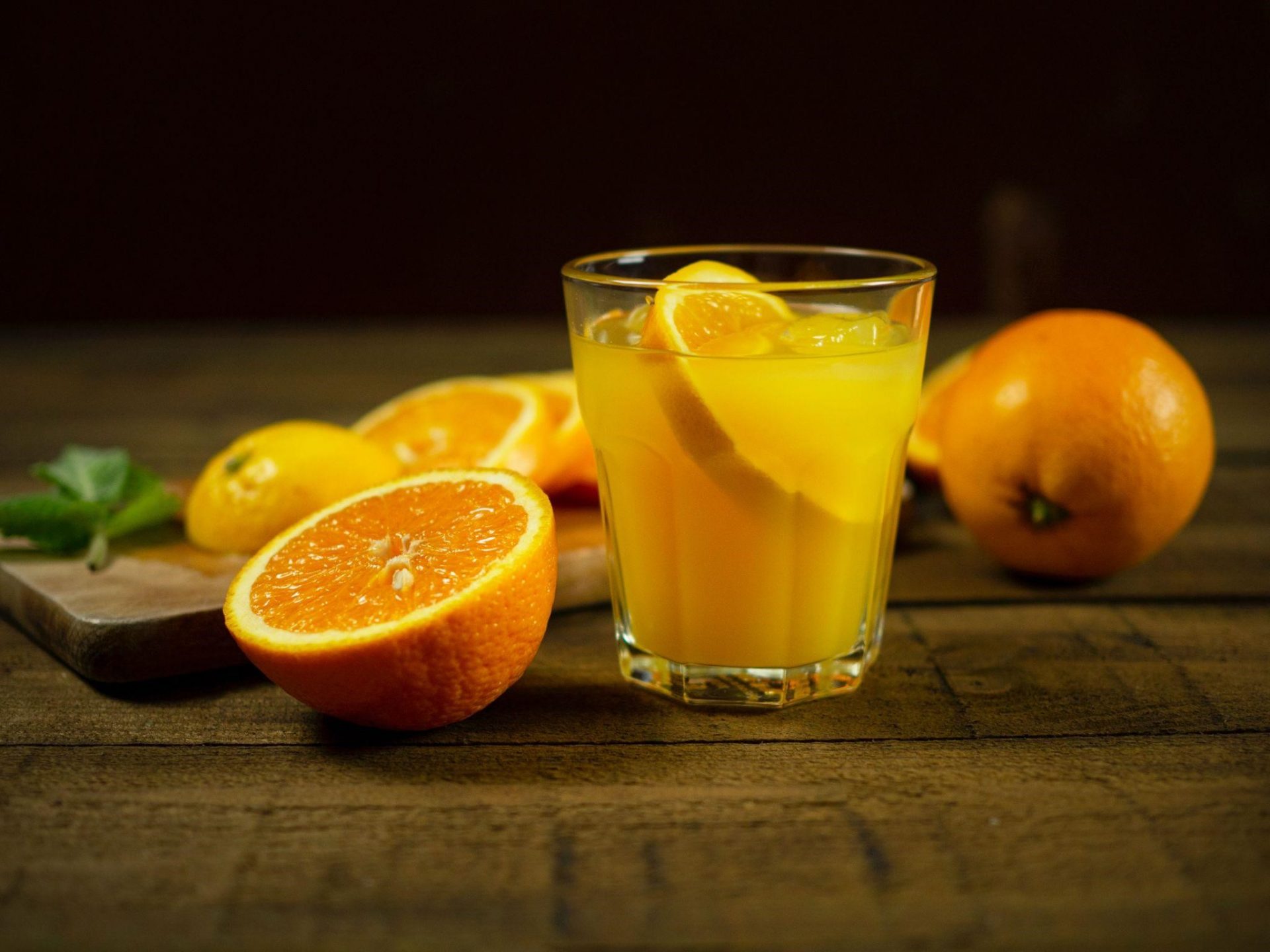 8 Steps to Make Cold-Pressed Orange Juice for the Summer - 2022